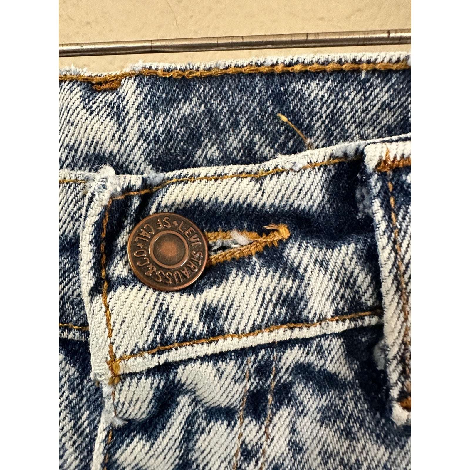 Vintage Levi 505 Orange Tab Jeans Distressed USA Acid Wash Denim 80s 3 –  Dirtbag Vintage